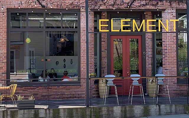 Element Restaurant in the Hanford House B&B